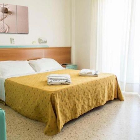 Hotel Nautilus كاتوليكا المظهر الخارجي الصورة