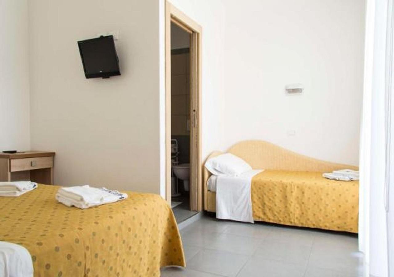 Hotel Nautilus كاتوليكا الغرفة الصورة