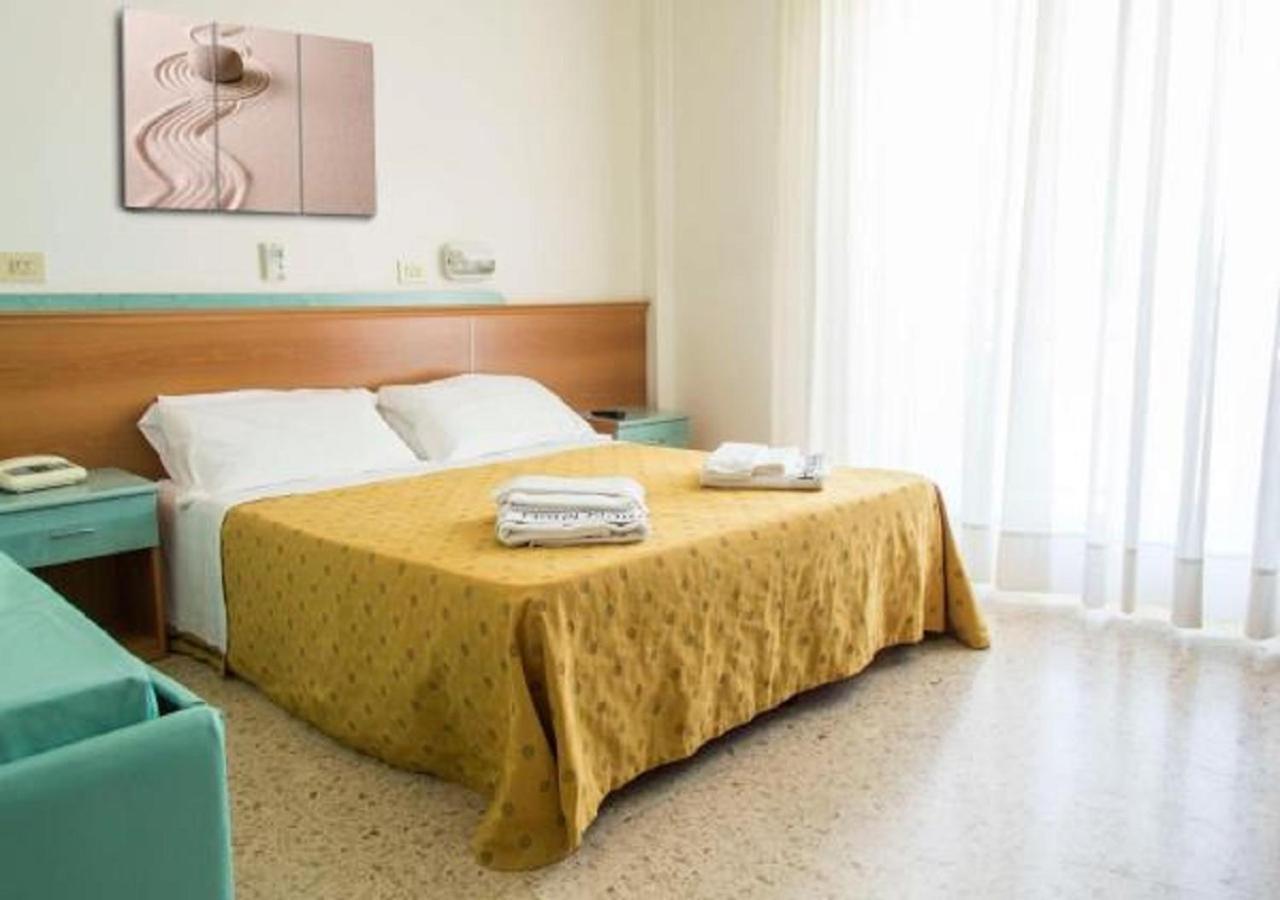 Hotel Nautilus كاتوليكا المظهر الخارجي الصورة