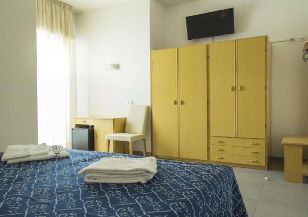 Hotel Nautilus كاتوليكا الغرفة الصورة