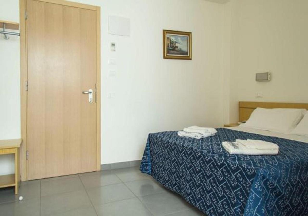 Hotel Nautilus كاتوليكا الغرفة الصورة