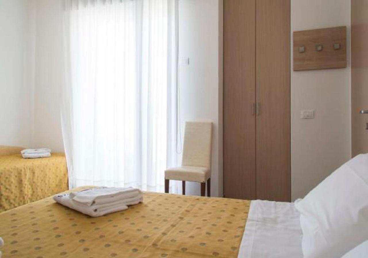 Hotel Nautilus كاتوليكا الغرفة الصورة